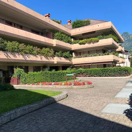 Appartamento Aspromonte Lakeside - Garden Retreat